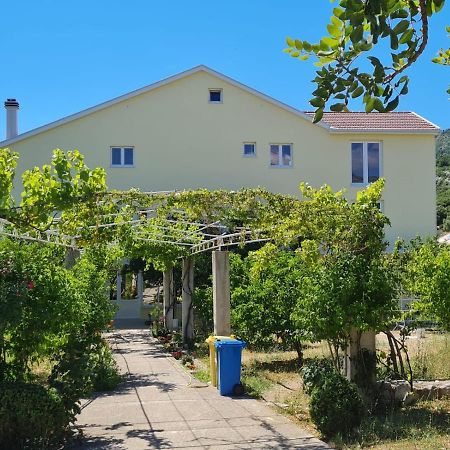 Apartments Figa Orebić Extérieur photo