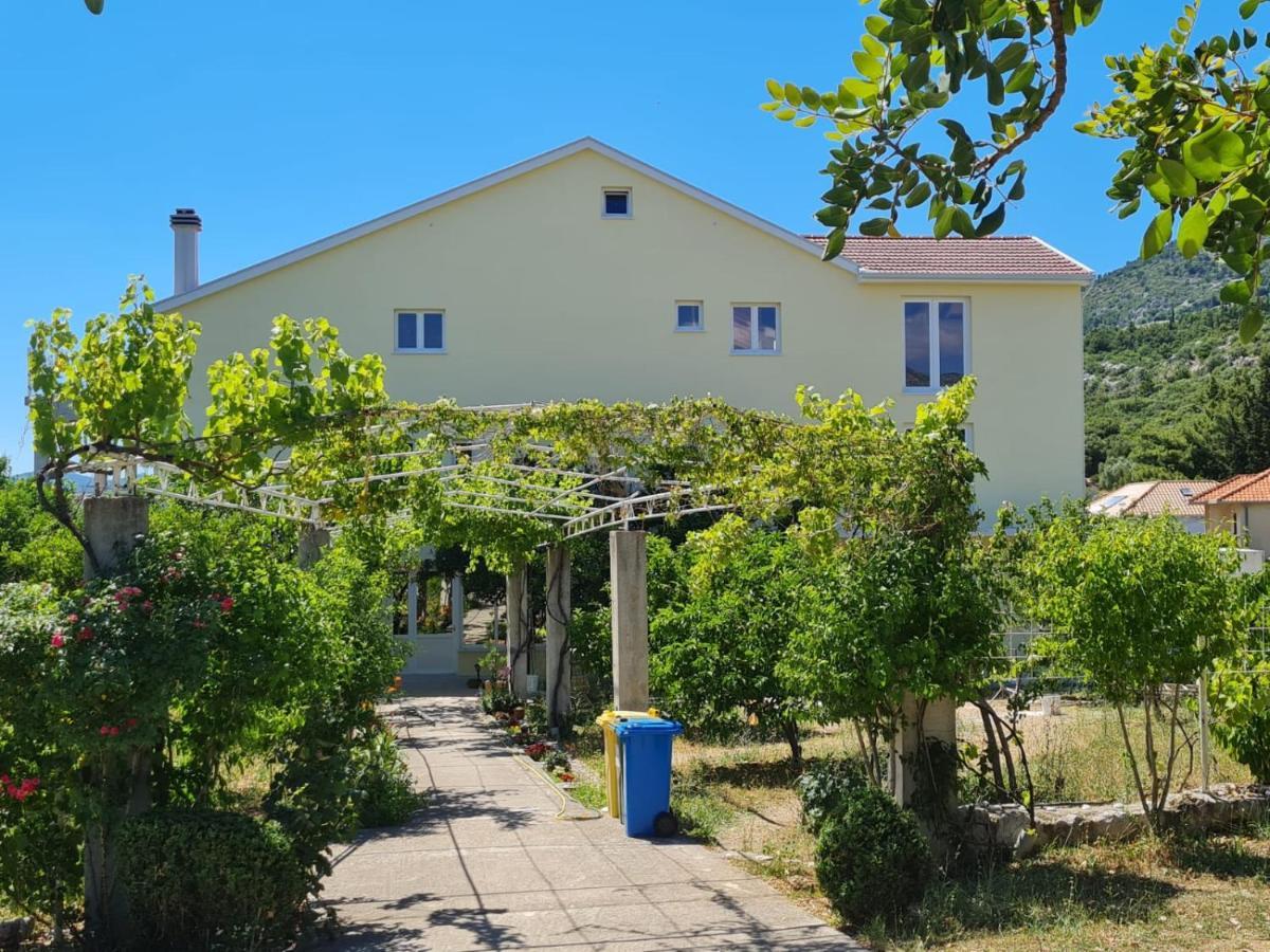 Apartments Figa Orebić Extérieur photo